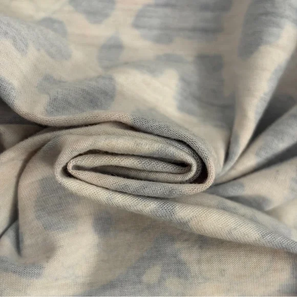 Versace Medusa Leopard Tee Fitted Short Sleeve - Picture 8 of 8